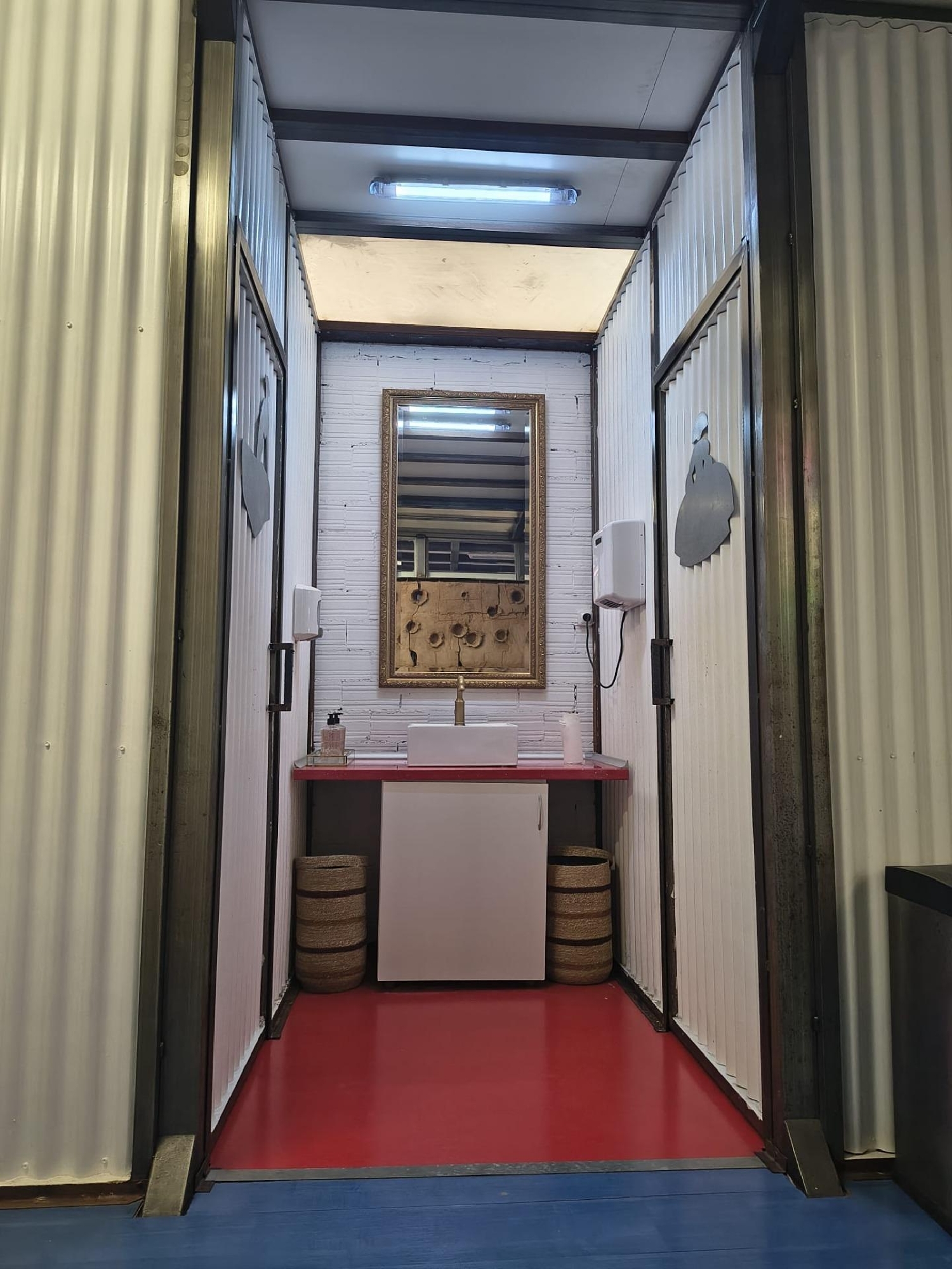  à vendre local commercial Valencia De Las Torres Campiña Sur 6