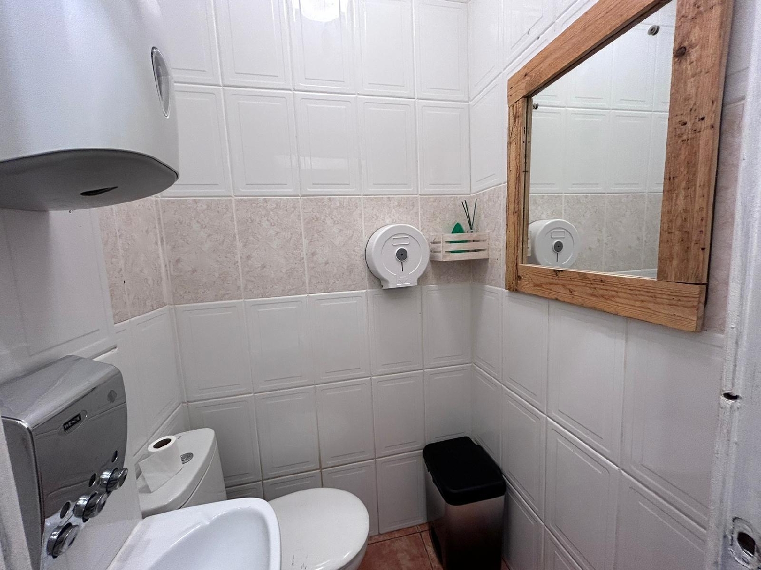  à vendre local commercial Valencia De Las Torres Campiña Sur 4