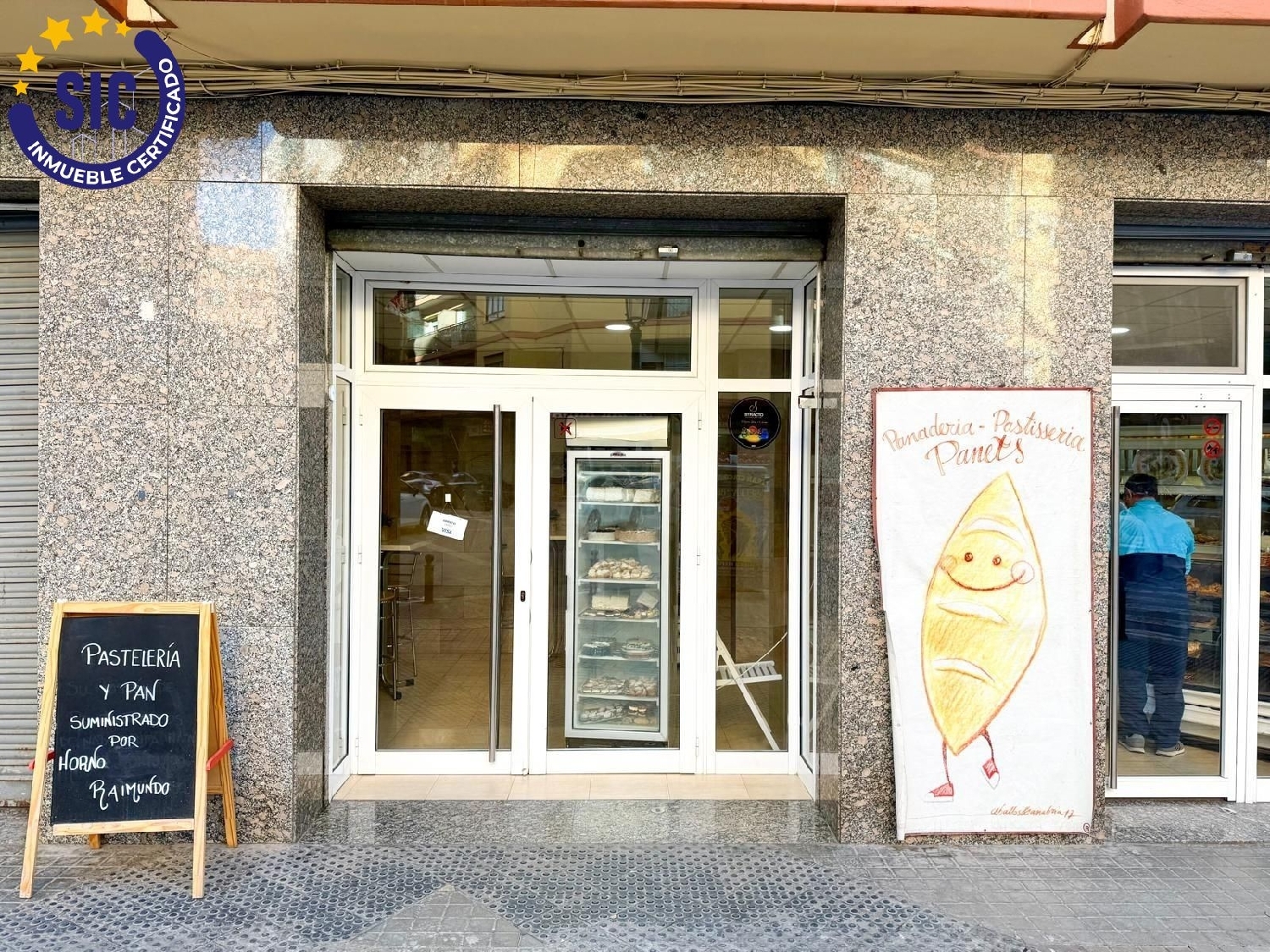 à vendre local commercial Valencia De Las Torres Campiña Sur 5