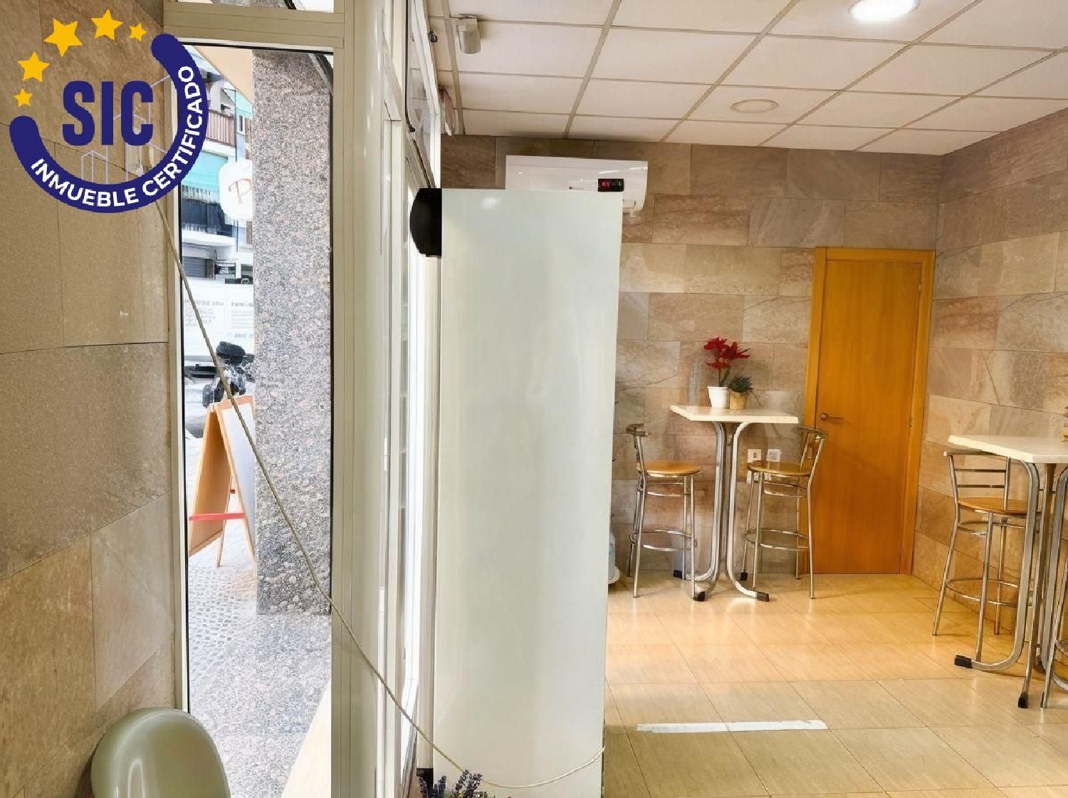 à vendre local commercial Valencia De Las Torres Campiña Sur 7