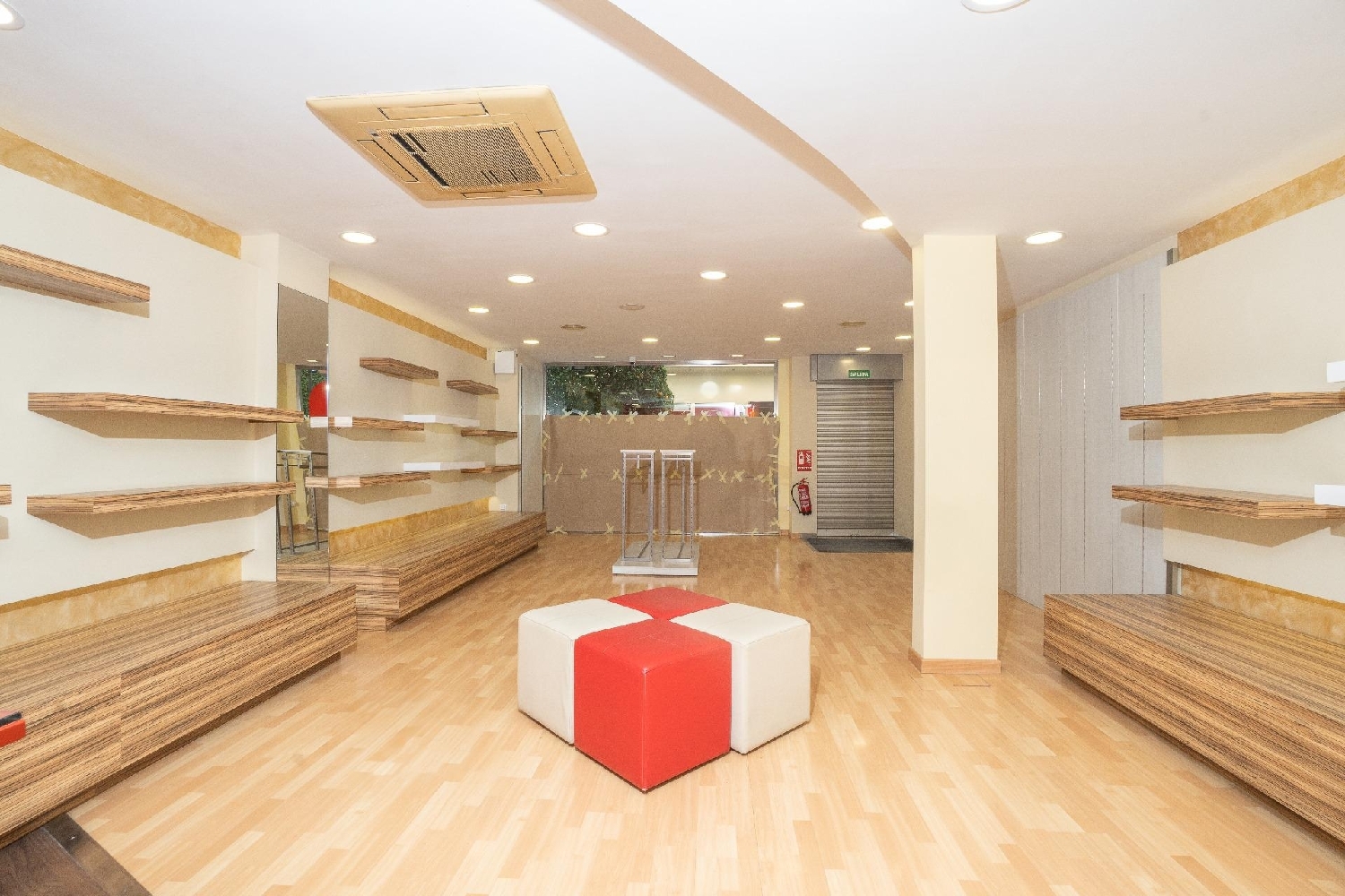  for sale commercial premise Villajoyosa Marina Baixa 1