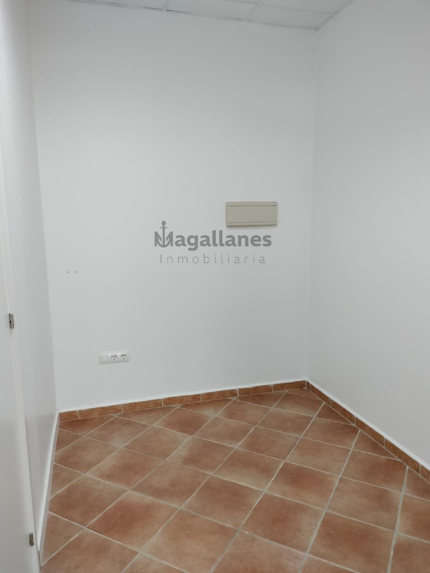  te koop bedrijfsruimte Villamartín Baix Segura 2