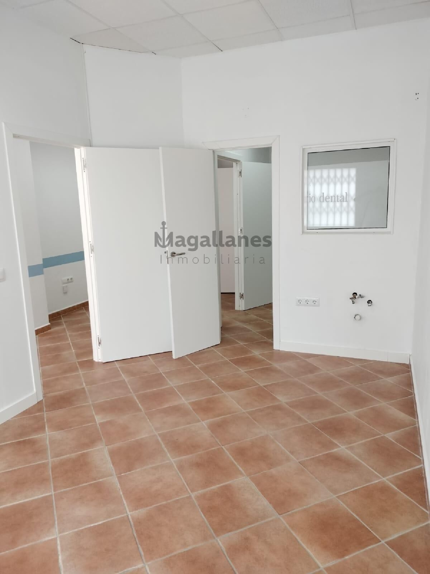  te koop bedrijfsruimte Villamartín Baix Segura 1
