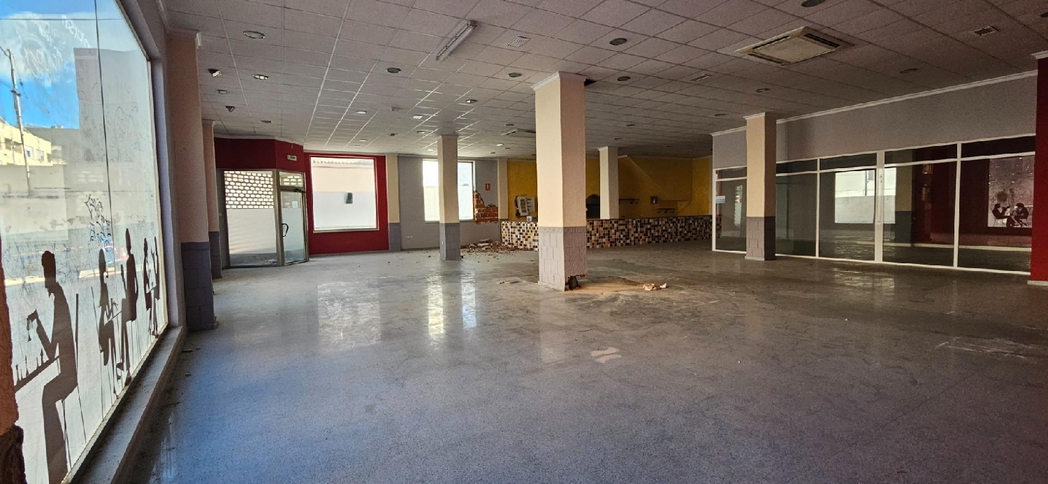 te koop bedrijfsruimte Yecla Altiplano 6