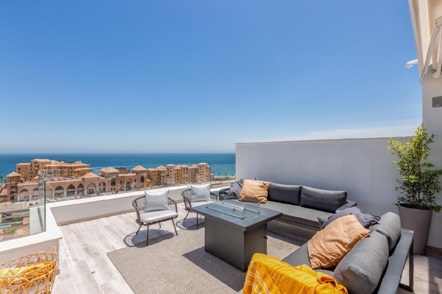  te koop twee-onder-een-kapwoning Fuengirola Costa Del Sol Occidental 1