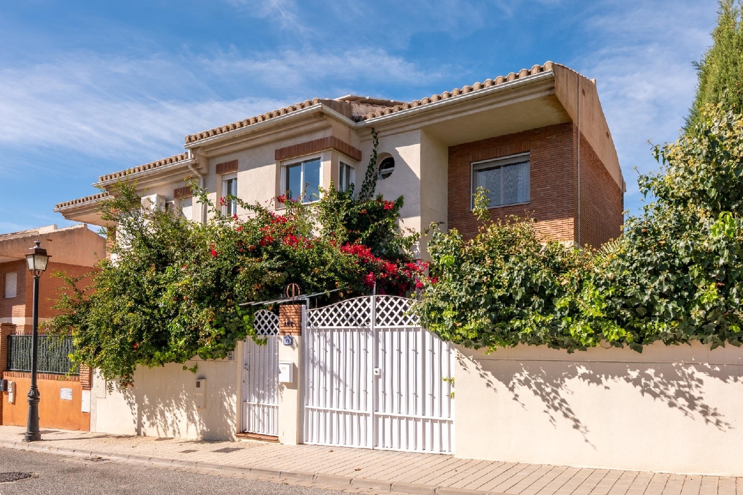  te koop twee-onder-een-kapwoning Huétor Vega Vega De Granada 1