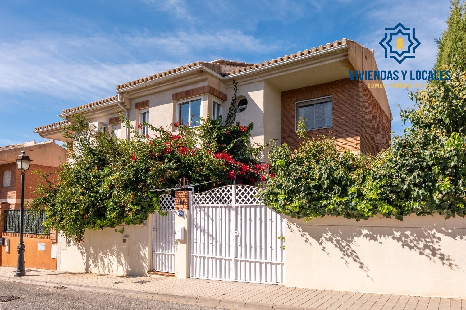  te koop twee-onder-een-kapwoning Huétor Vega Vega De Granada 1