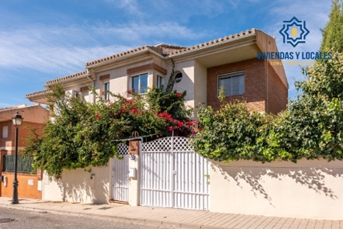 Huétor Vega Vega De Granada twee-onder-een-kapwoning foto 6335420