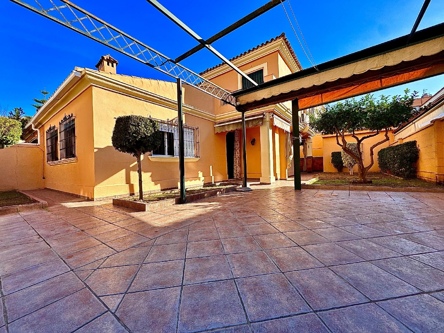 till salu parhus La Rinconada Alberche 1