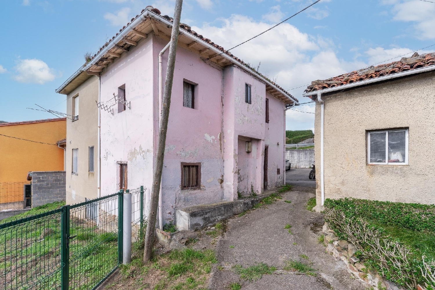  for sale semi-detached house Mieres Caudal 1
