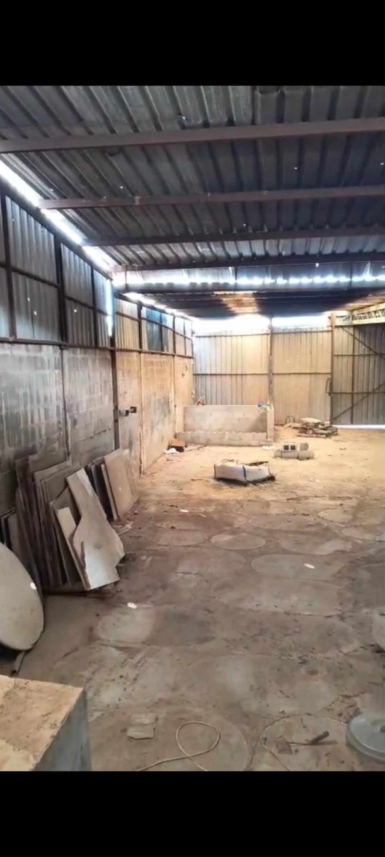 en venta comercio Agost Alacantí 5