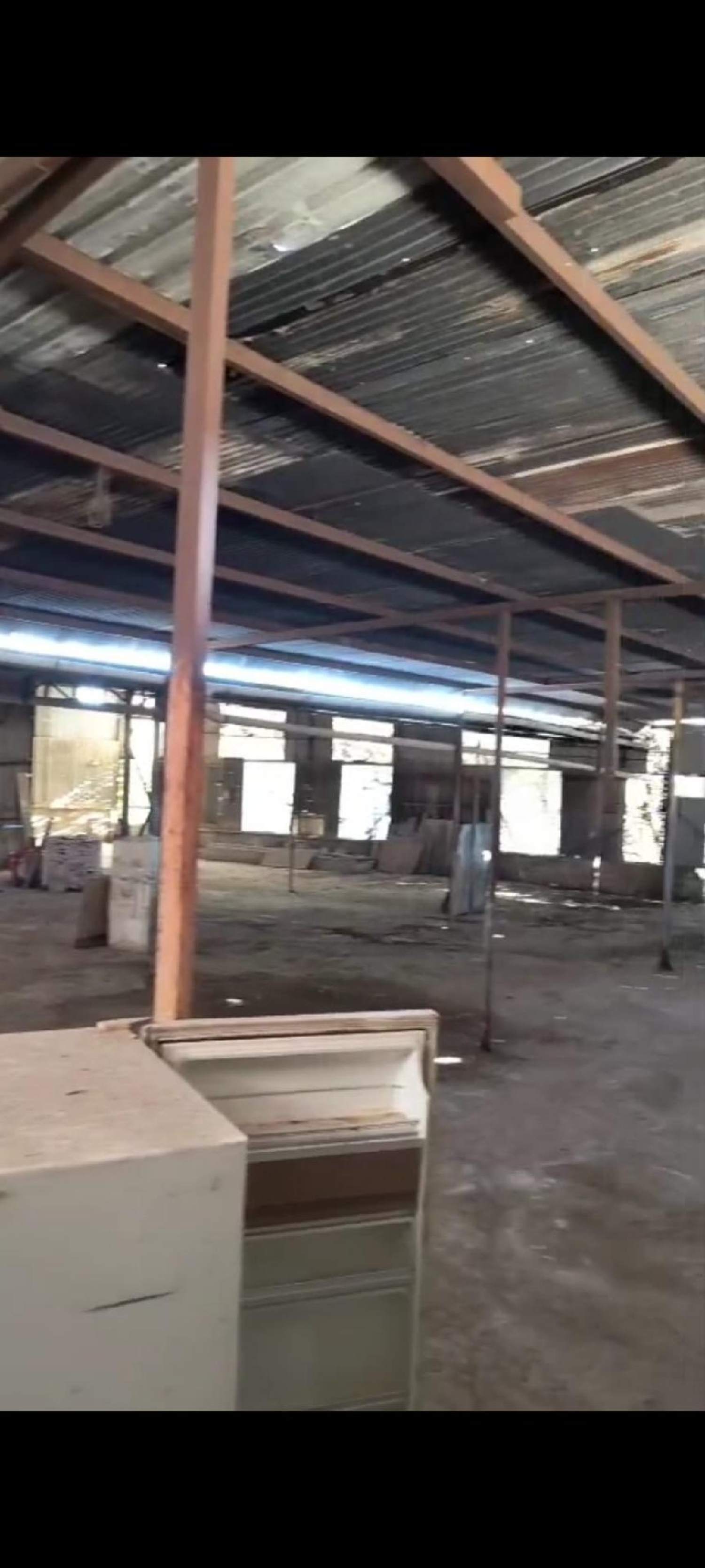 en venta comercio Agost Alacantí 4