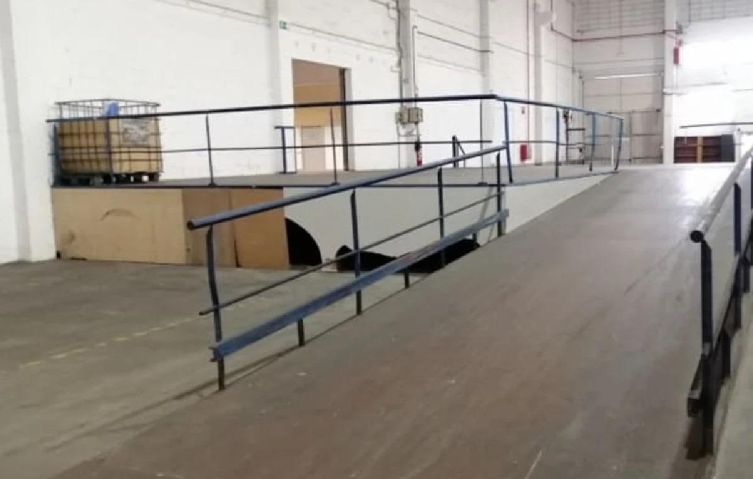  en venta comercio Agra De Ozán Coruña 2