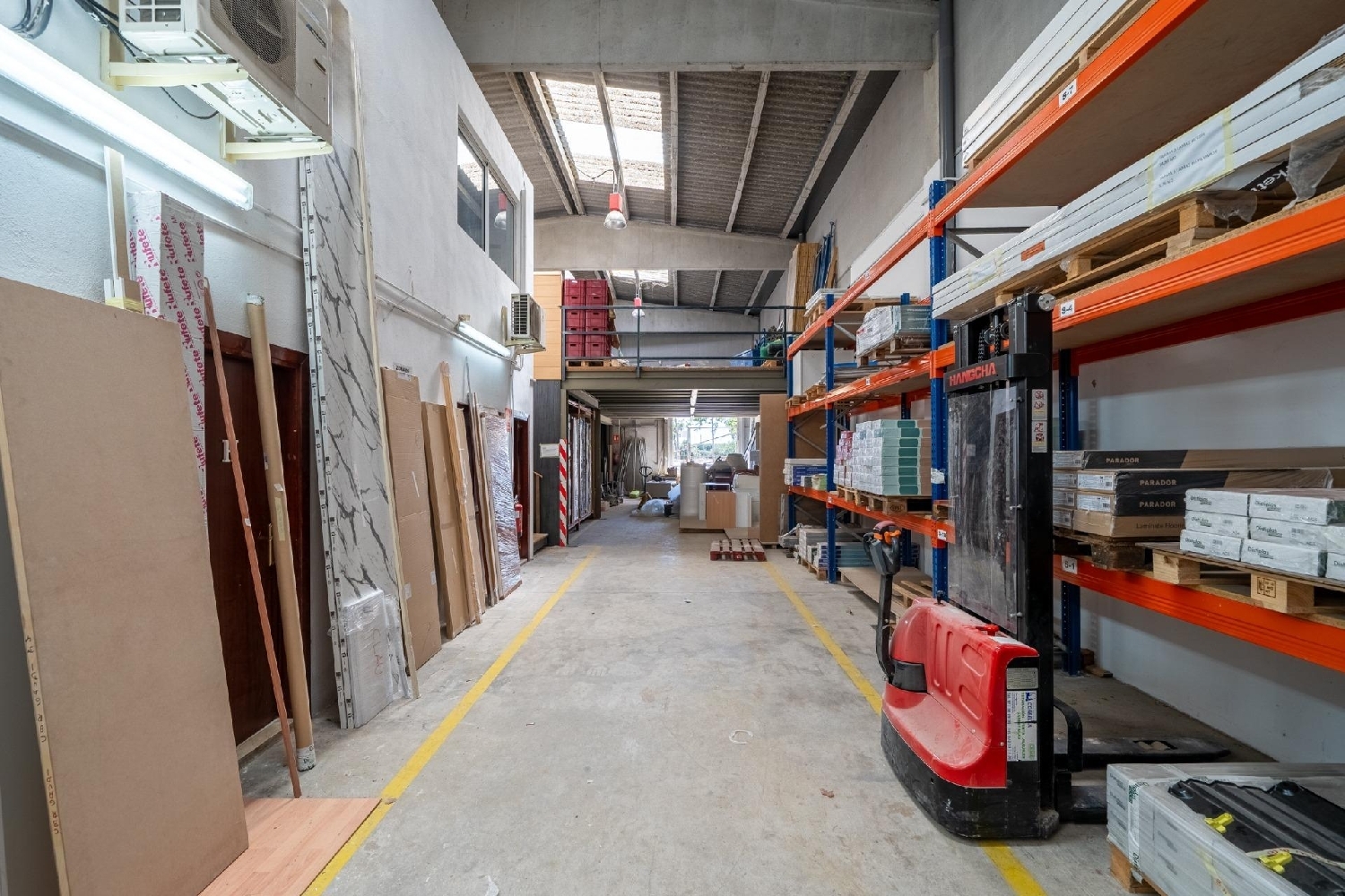  en venta comercio Barriada Les Tres Creus Bages 3