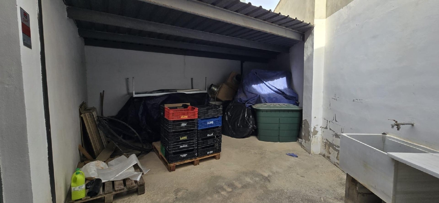  till salu butik Camp De Lliria Camp De Túria 8