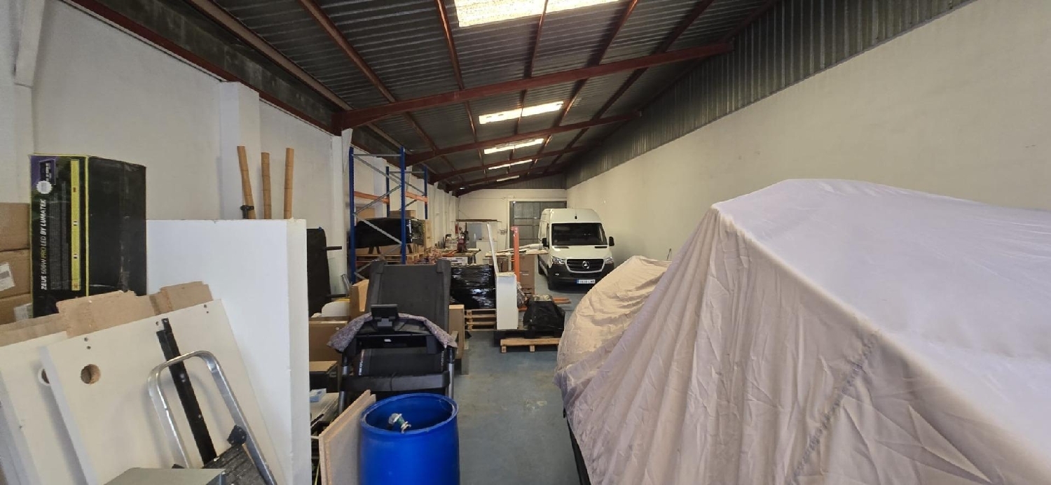  till salu butik Camp De Lliria Camp De Túria 7