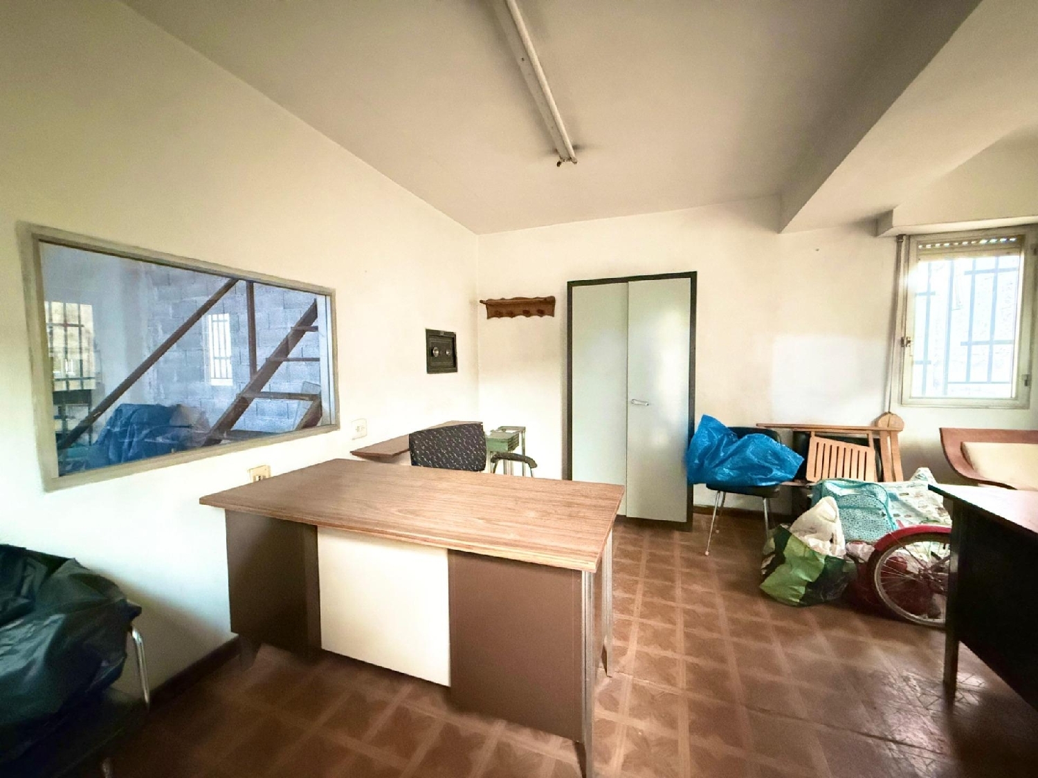  for sale shop Carcaixent Ribera Alta 6