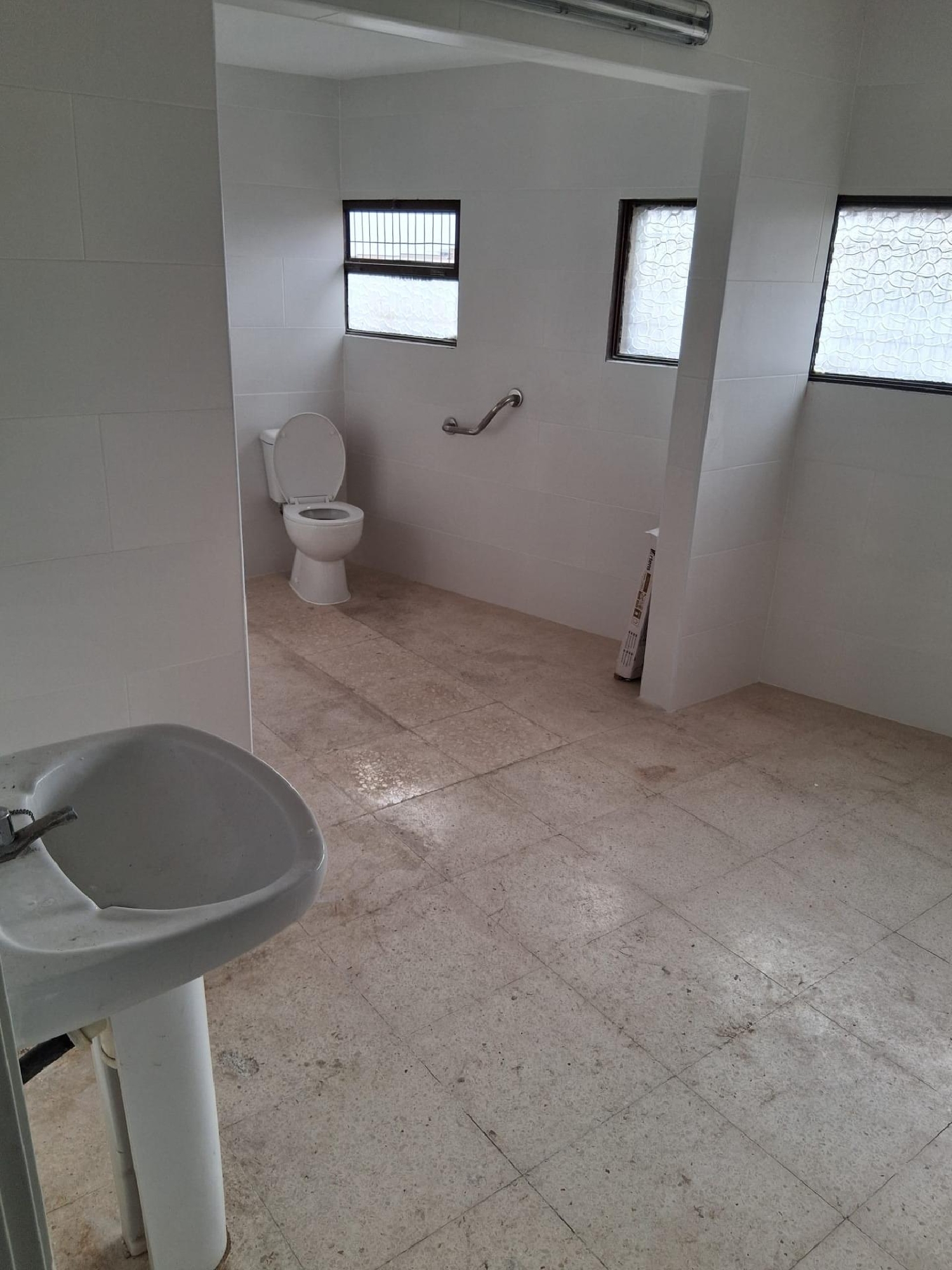  till salu butik Cheda Arzúa 3