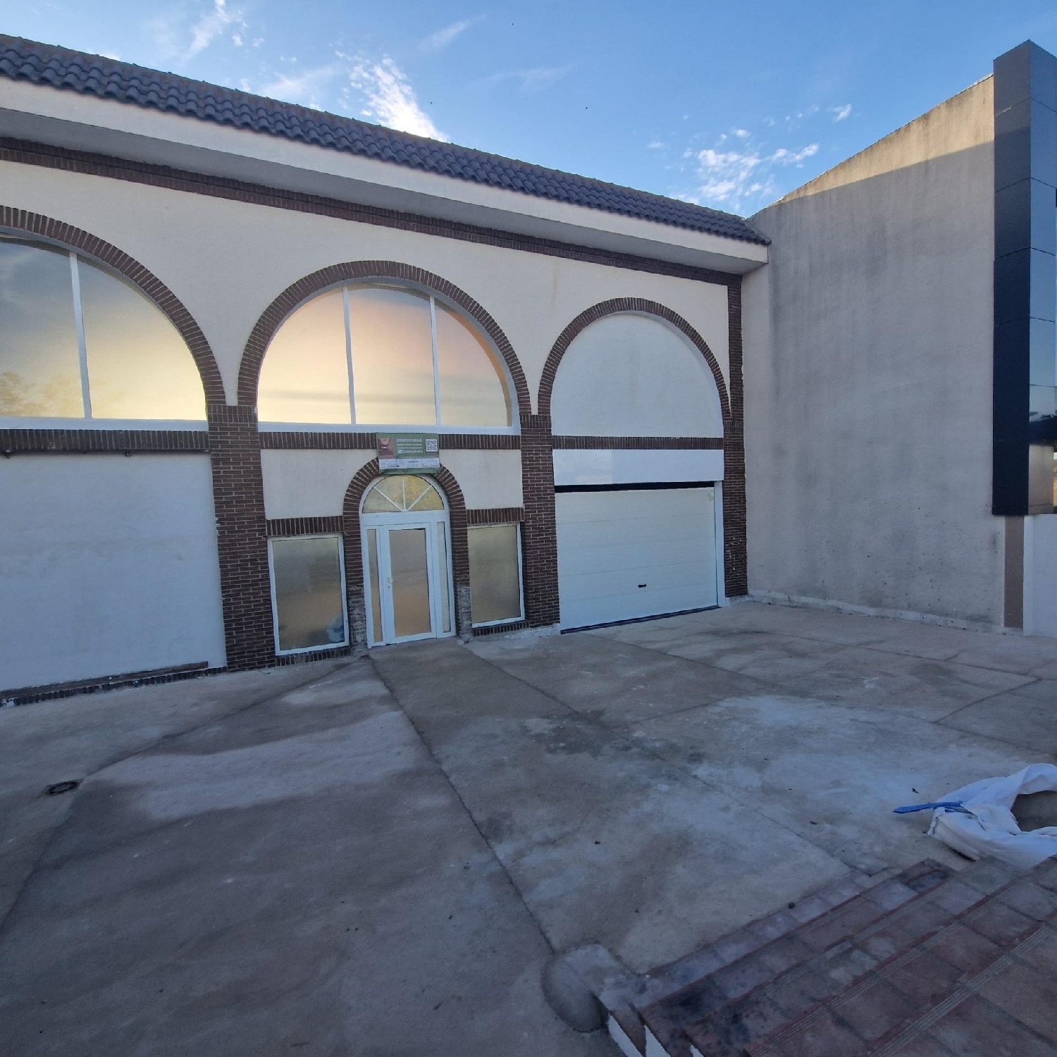  till salu butik Cobeña Cuenca Del Medio Jarama 1