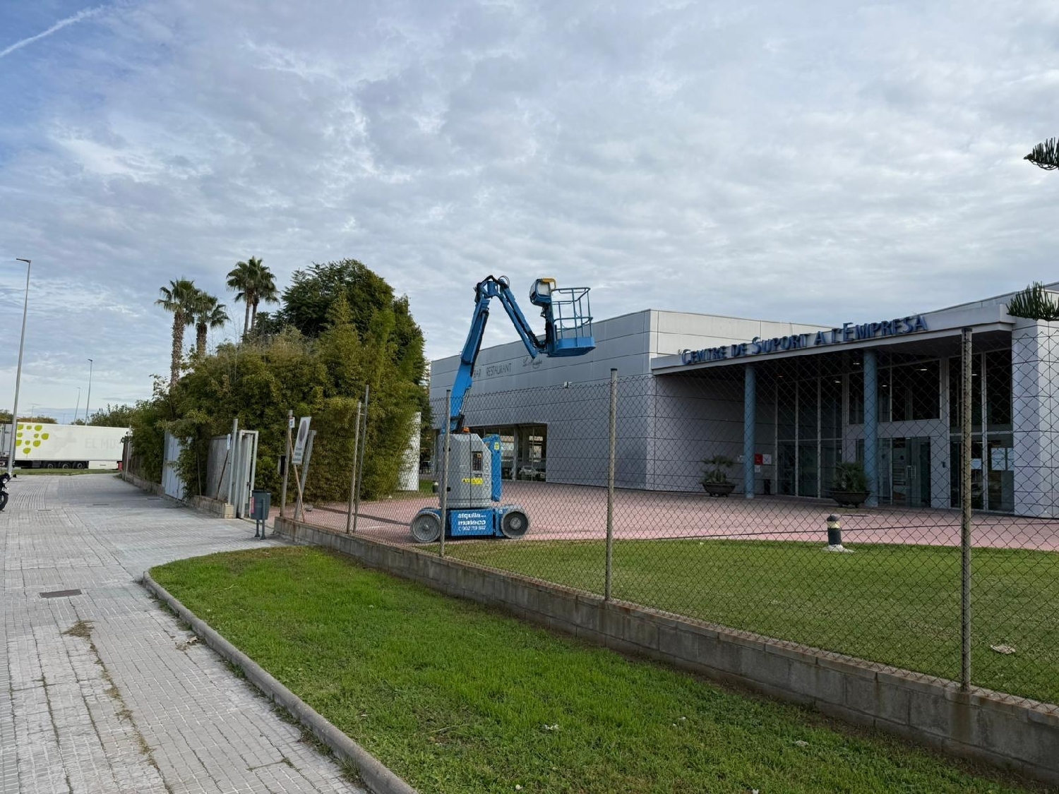  for sale shop Gavà Baix Llobregat 3