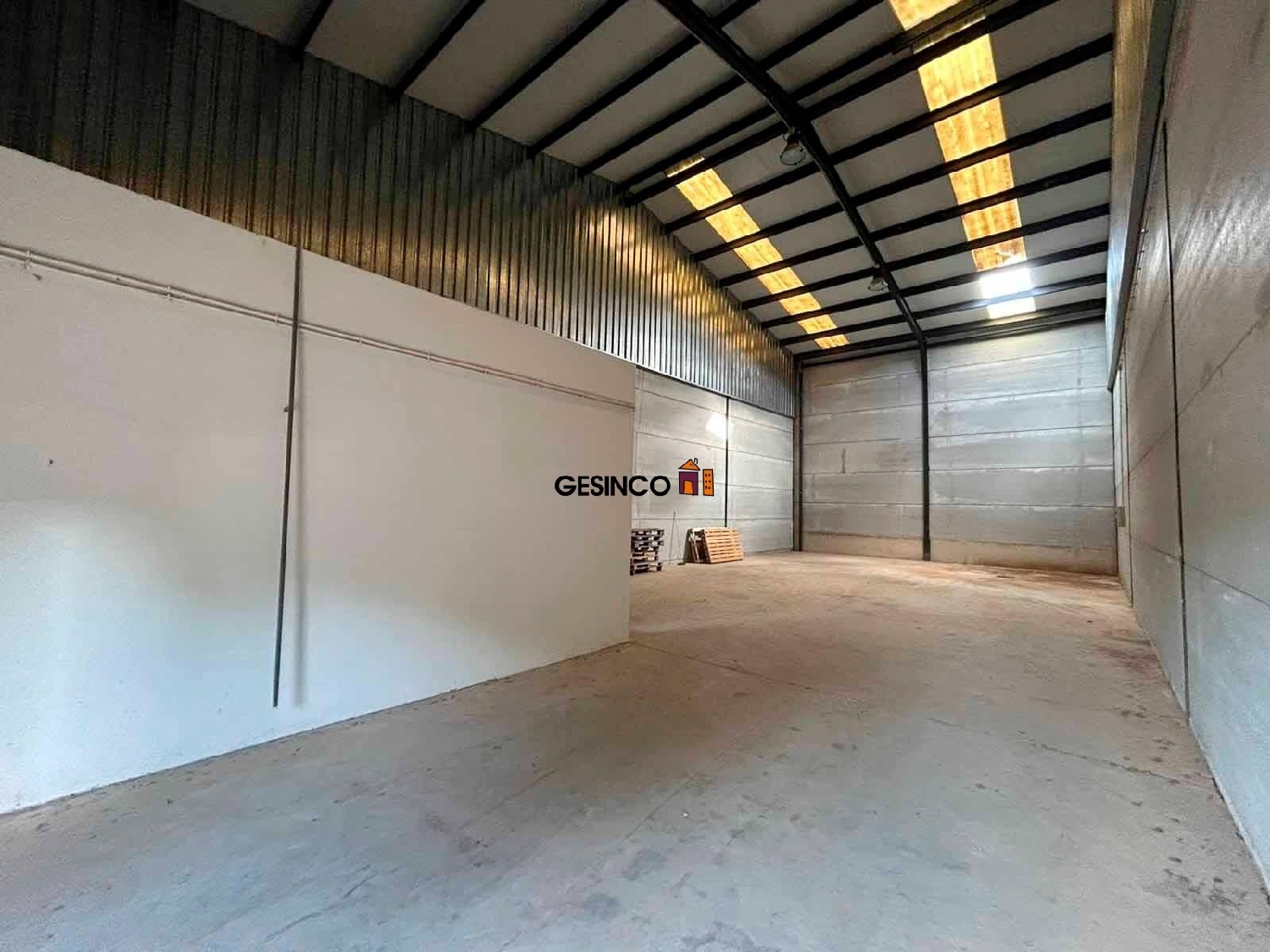  for sale shop Llanera De Ranes Costera (La) 6