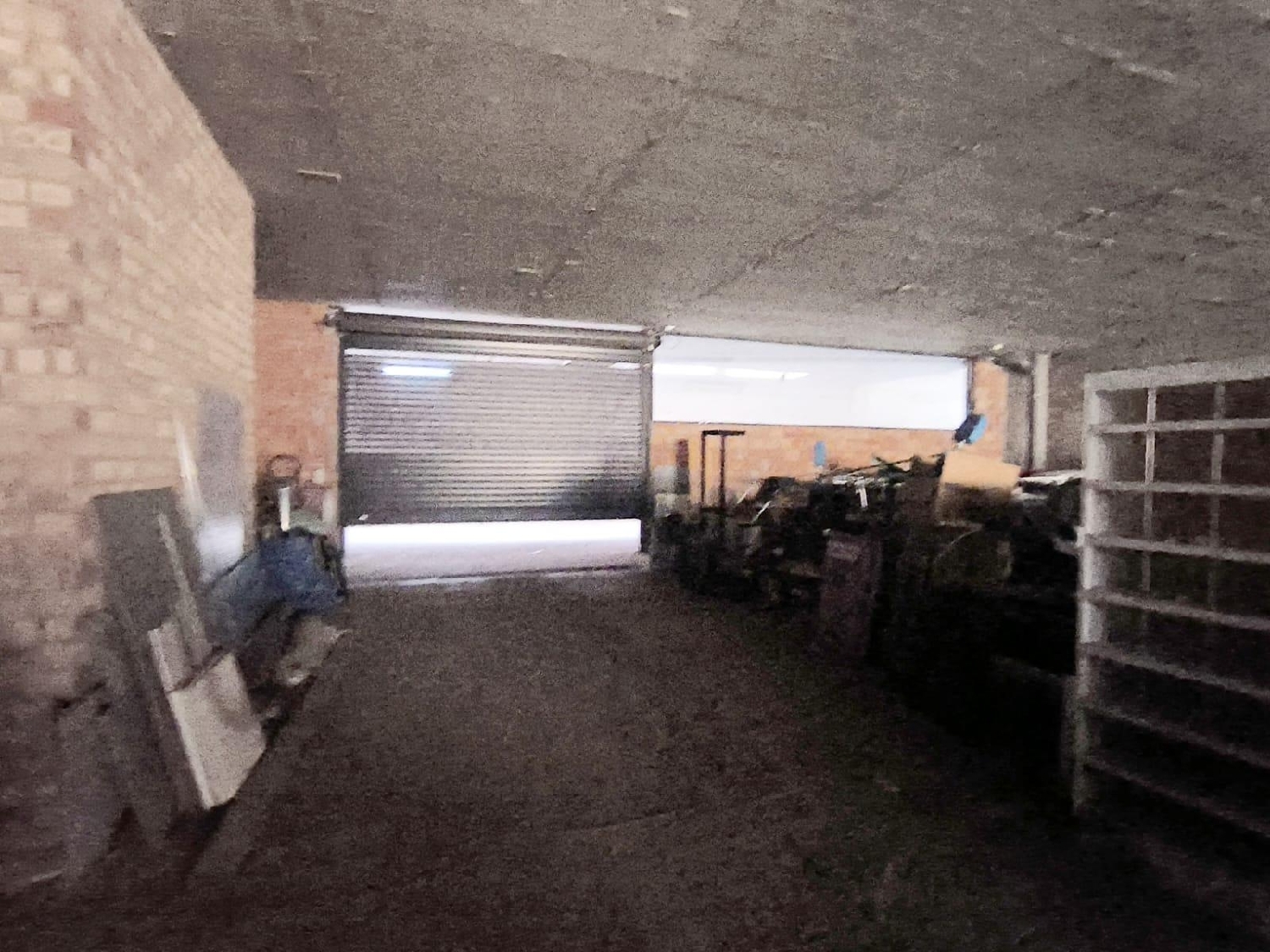  te koop winkel Manresa Bages 1