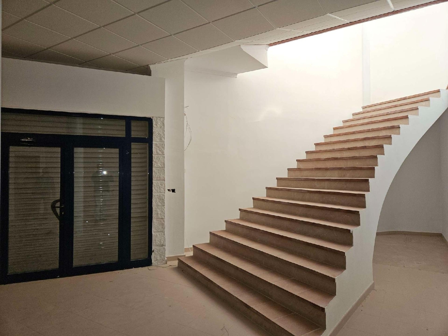  for sale shop Monóvar Vinalopó Mitjà 6