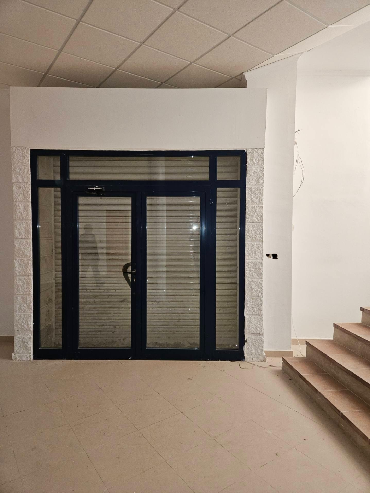  for sale shop Monóvar Vinalopó Mitjà 1