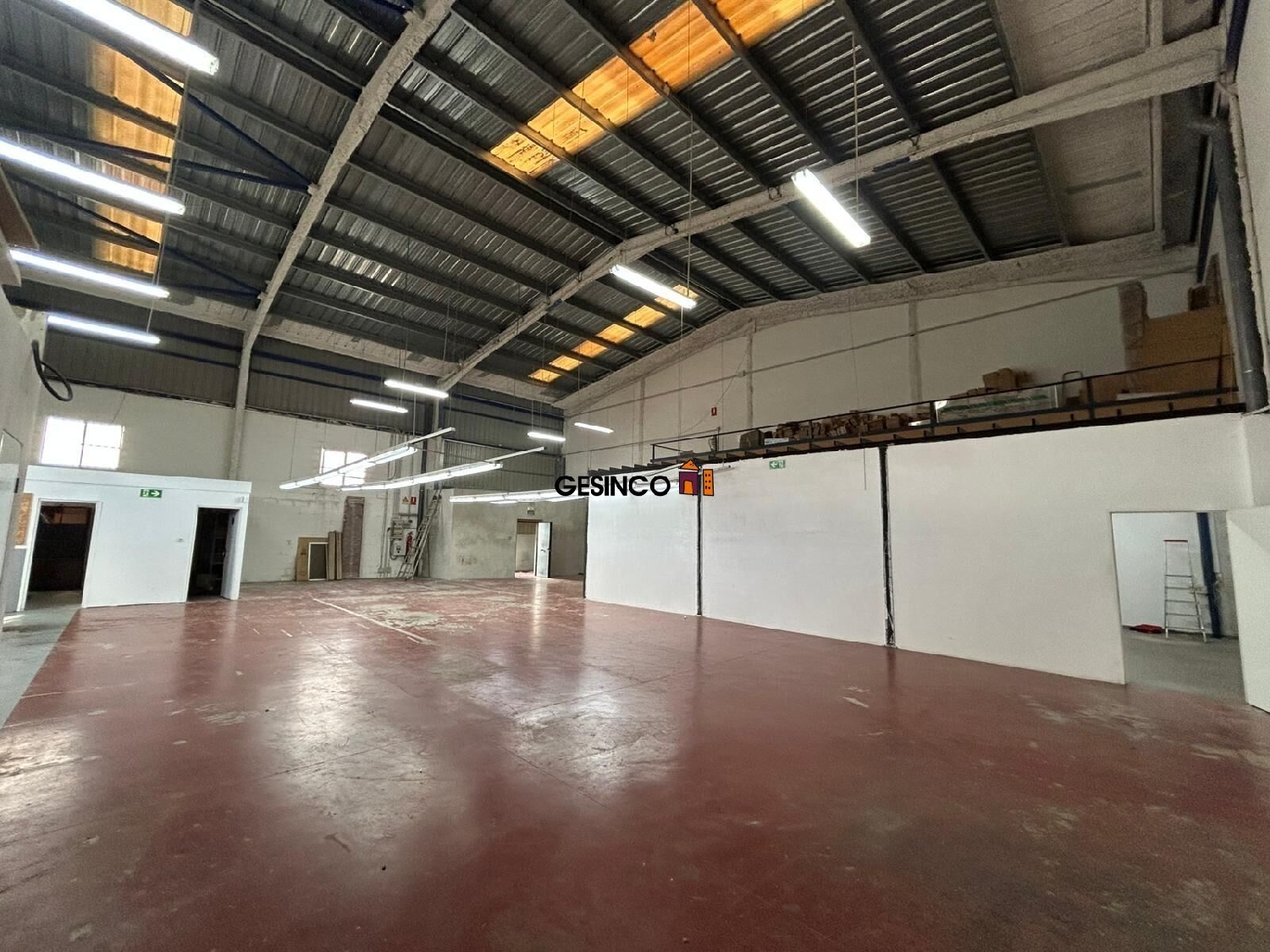  for sale shop Novelé Costera (La) 6