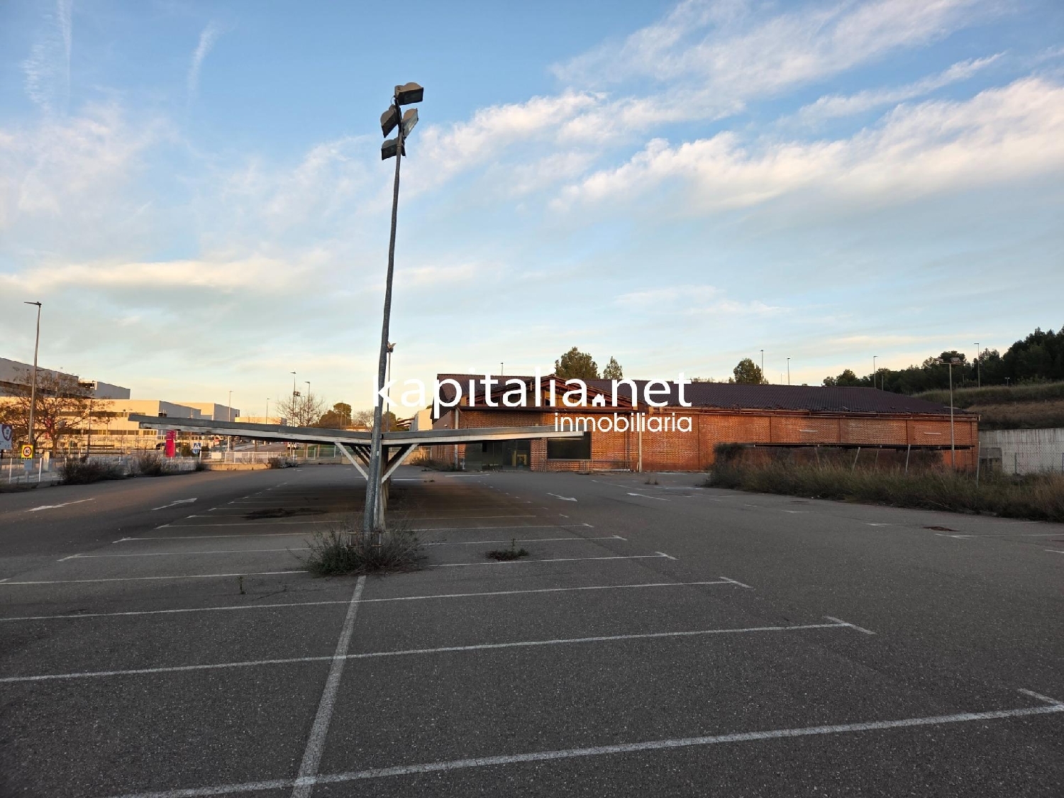  for sale shop Ontinyent Vall D'albaida 5