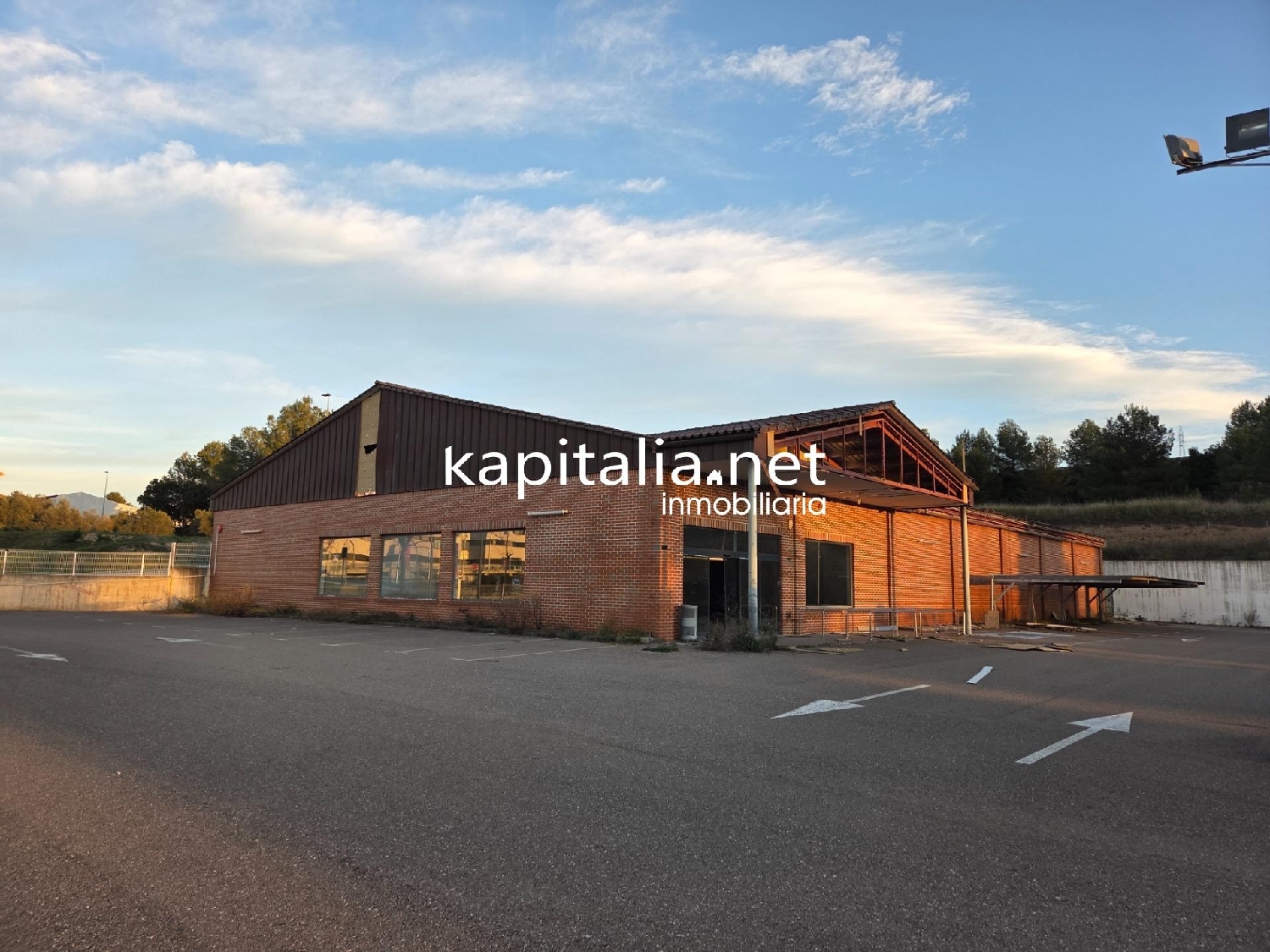  for sale shop Ontinyent Vall D'albaida 7