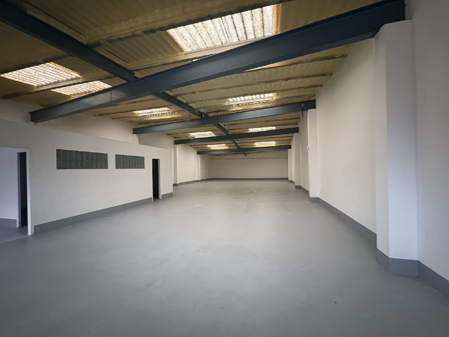  for sale shop Súria Bages 6