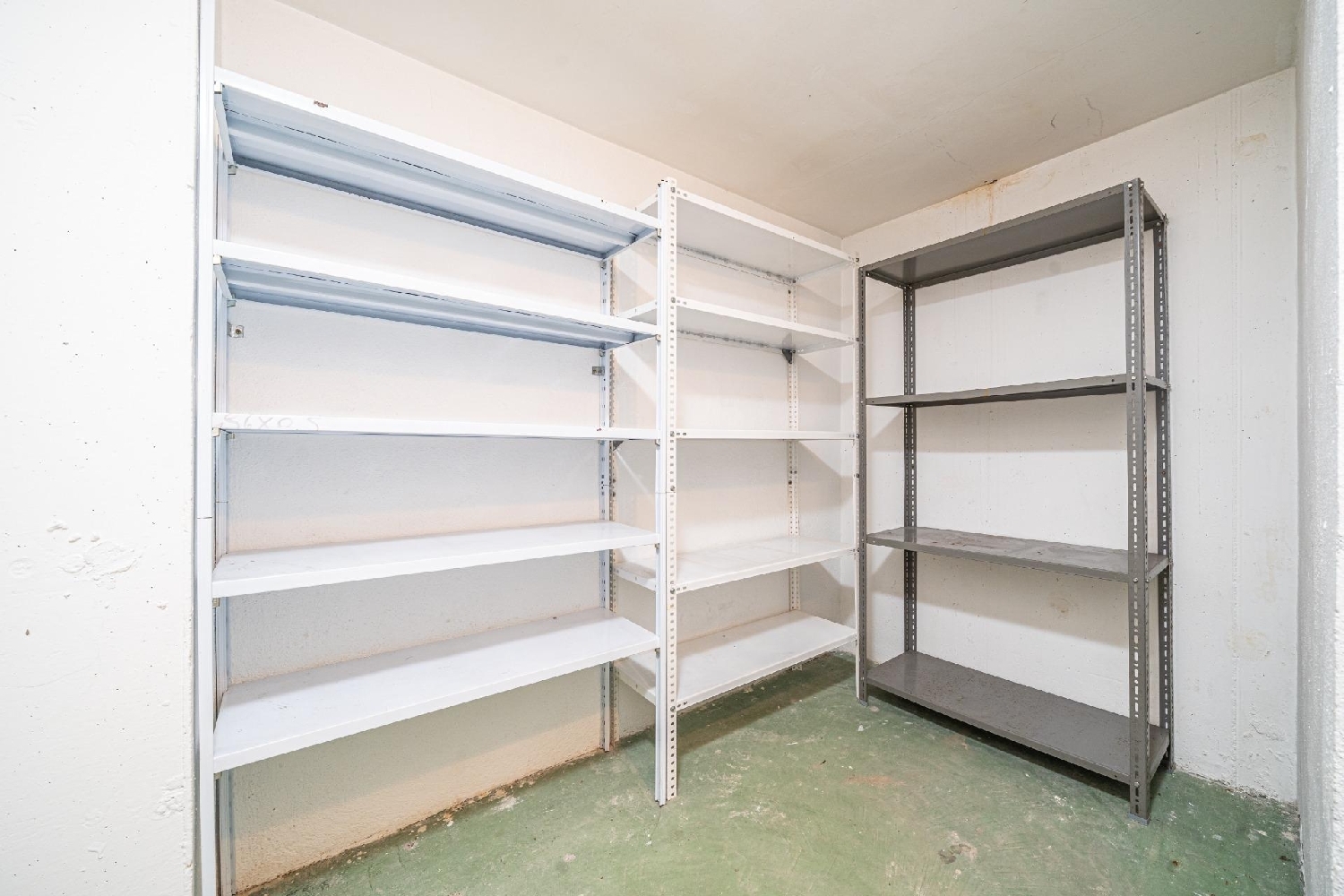 till salu förråd Calvià Ponent 8