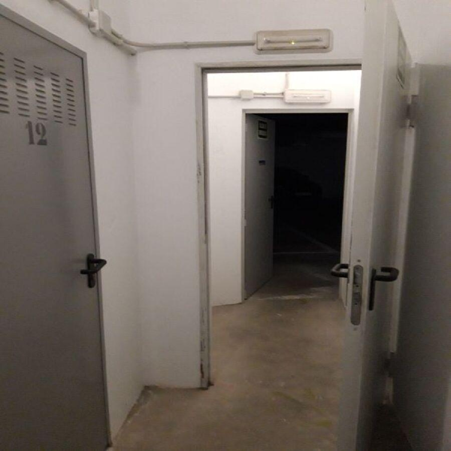  for sale storeroom Narón Ferrol 2