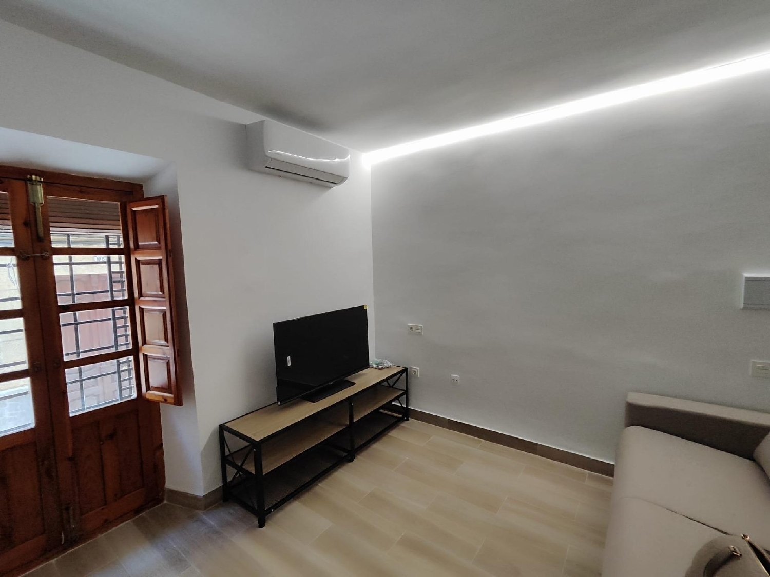 till salu enrumslägenhet Barrio De Granada Alacantí 2