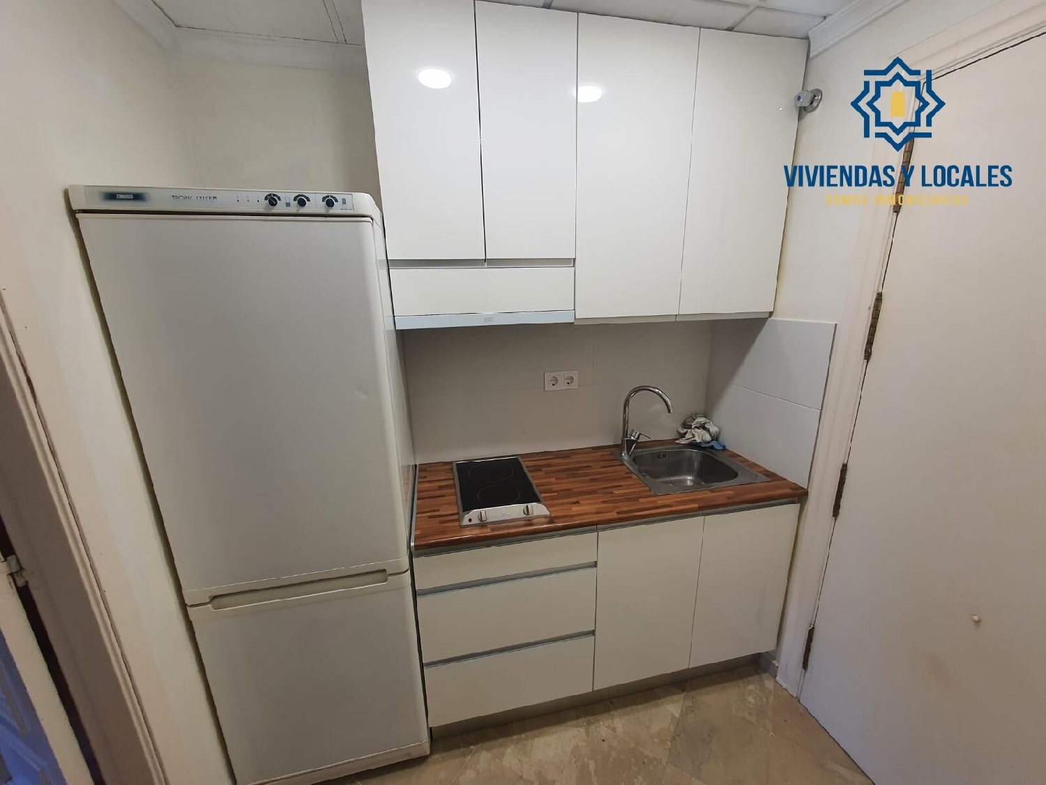  for sale studio apartment Barrio De Granada Alacantí 3