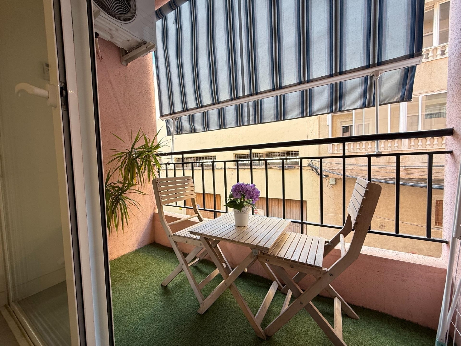 te koop studio Torrevieja Baix Segura 2