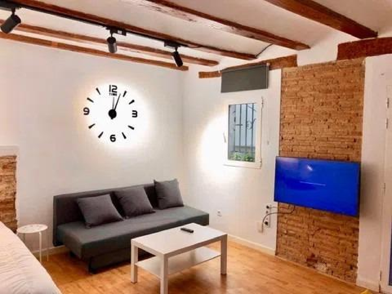  for sale studio apartment Valencia De Las Torres Campiña Sur 1