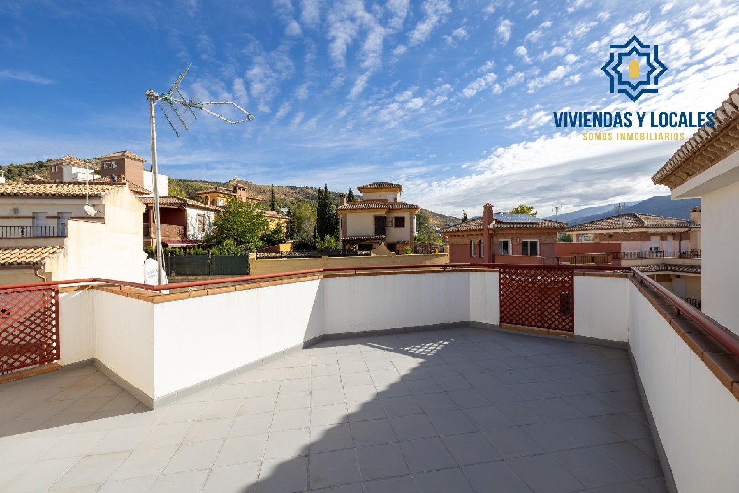  for sale villa Barrio De Granada Alacantí 1