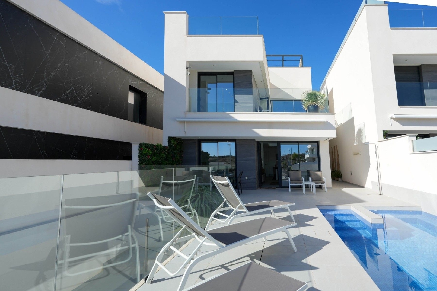  en venta chalet Benijófar Baix Segura 2