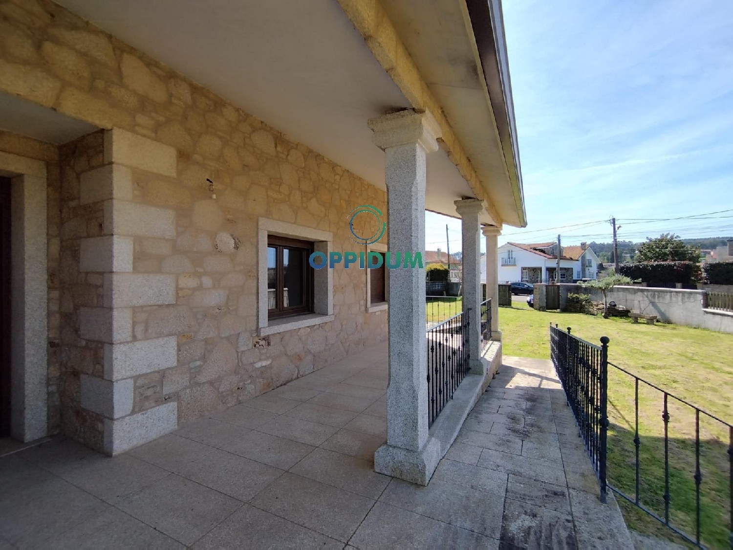  for sale villa Cambre Bergantiños 7