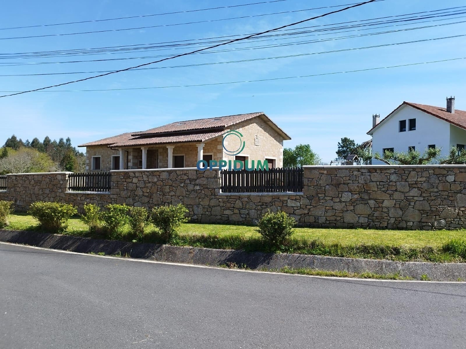  for sale villa Cambre Bergantiños 2