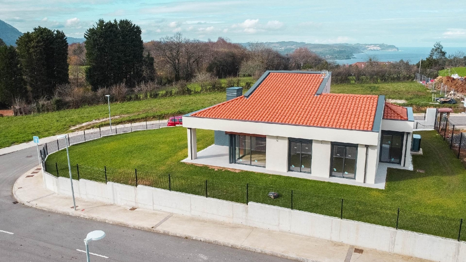  for sale villa Caravia Oviedo 1