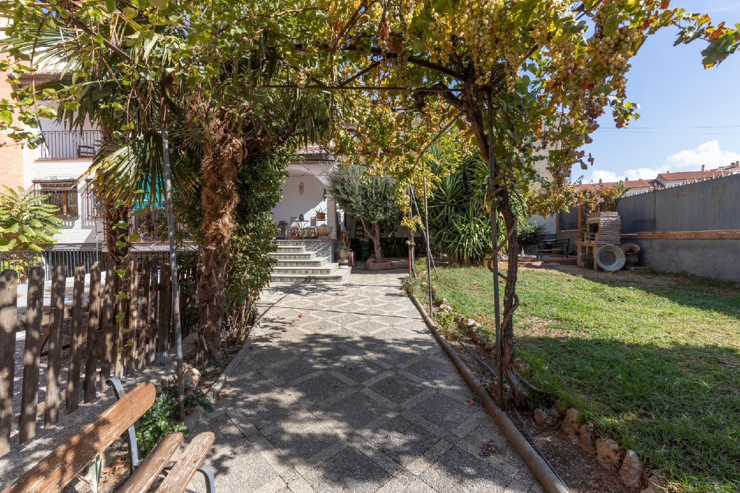 en venta chalet La Zubia Vega De Granada 3