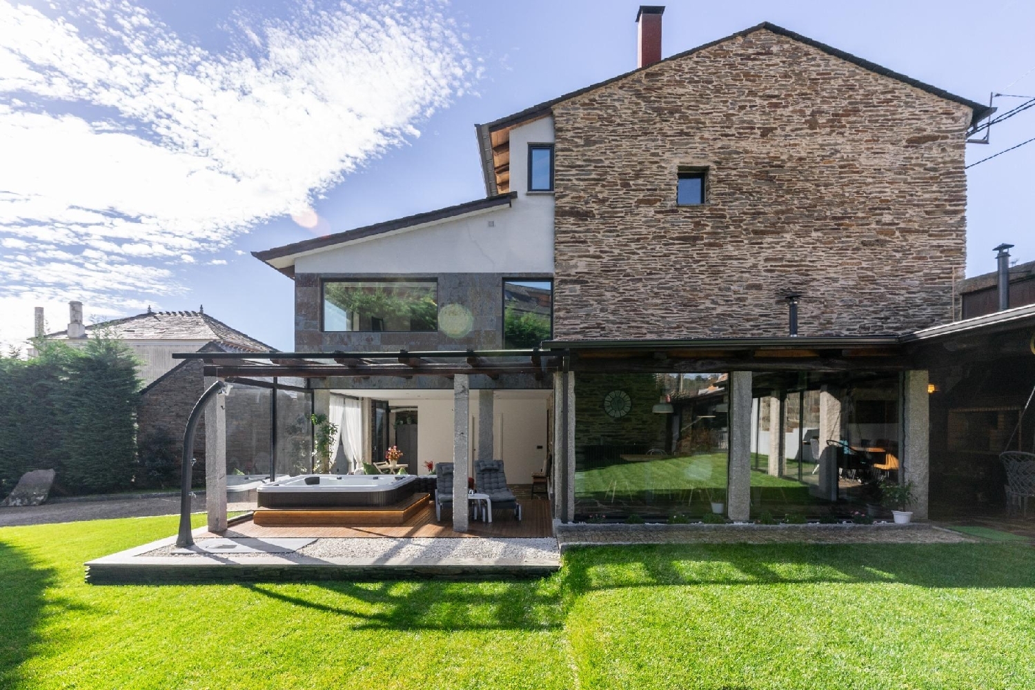 for sale villa Lugo De Llanera Oviedo 1