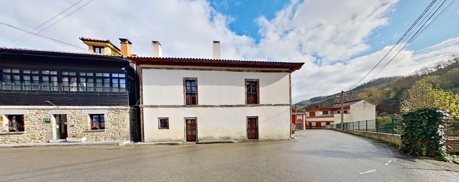  for sale villa Mieres Caudal 2