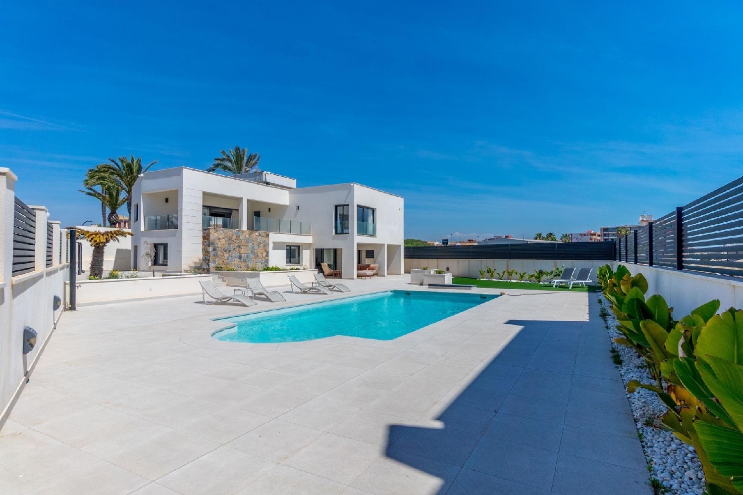  for sale villa Torrevieja Baix Segura 1