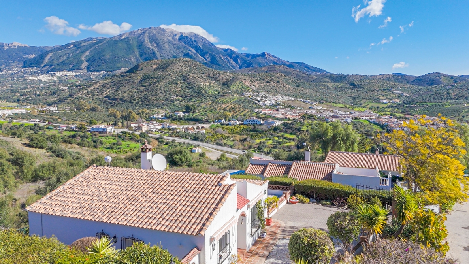  for sale villa Viñuelas Vega De Alcántara 2