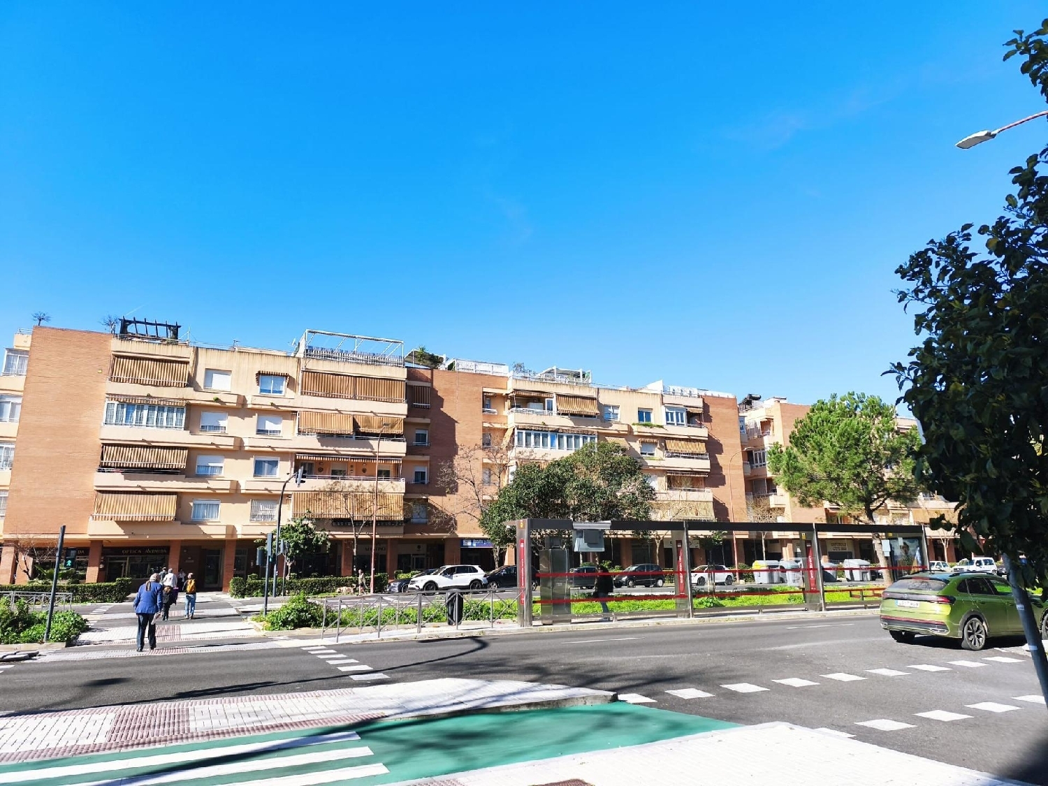  à vendre local commercial Sevilla La Nueva Sur 1