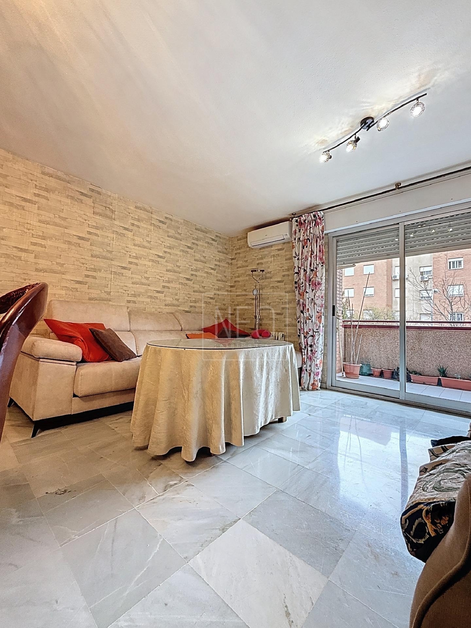  till salu lägenhet Barrio De Granada Alacantí 5